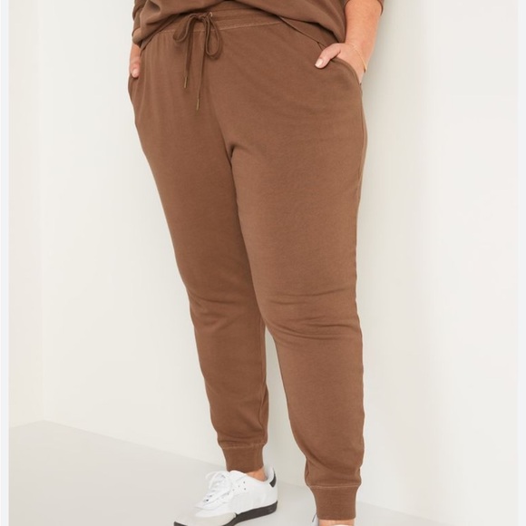 Old Navy Pants - NWT Old Navy Women’s Mid-Rise Vintage Street Jogger Sweatpants — Date Palm XXL